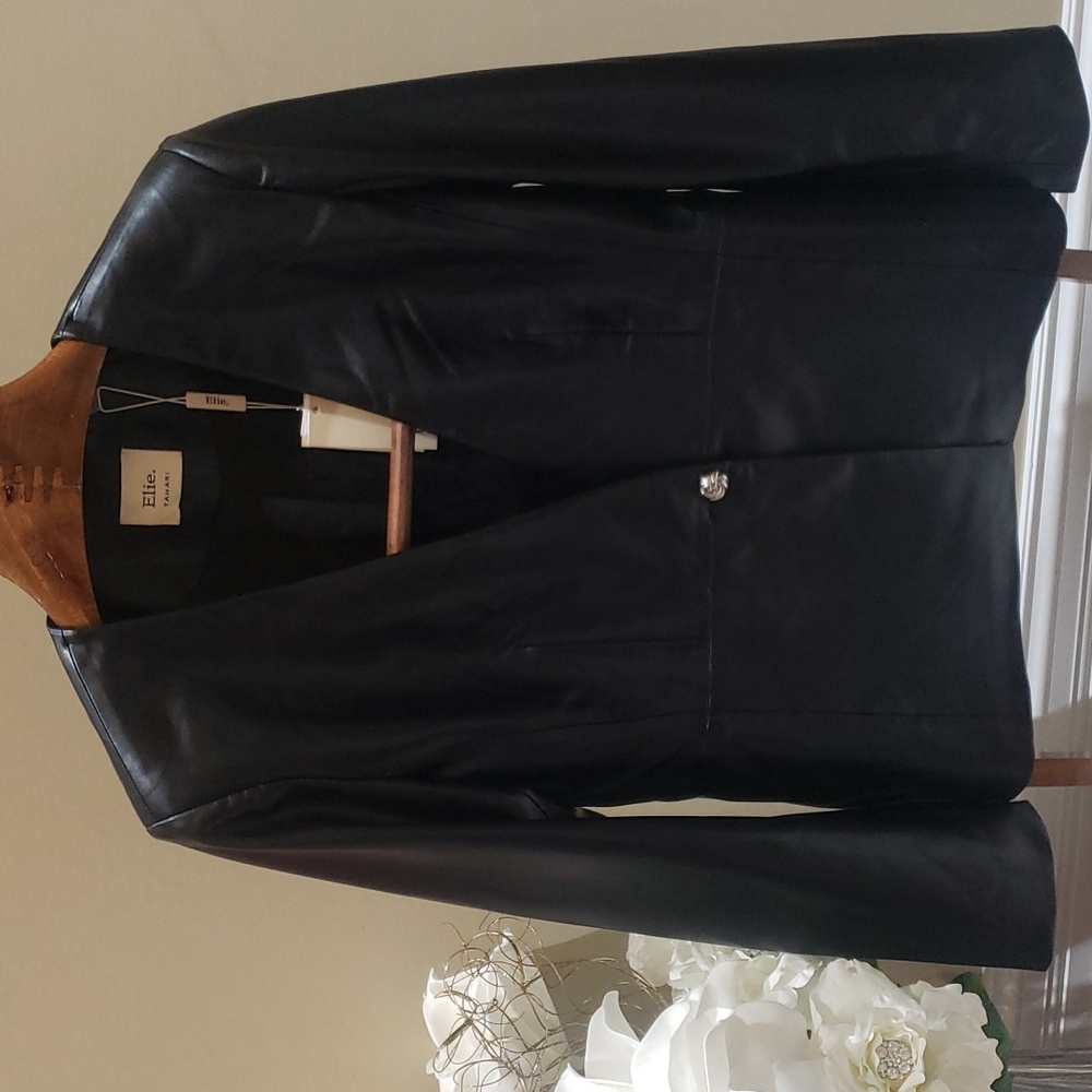 Nwt Elie Tahari size 12 jacket and 10 and 6 and 8